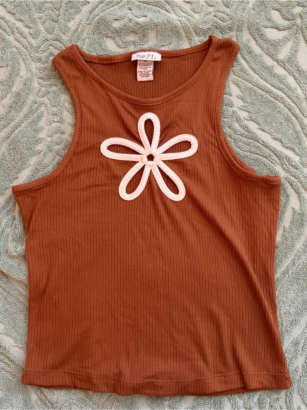 Brown ribbed flower cutout tank